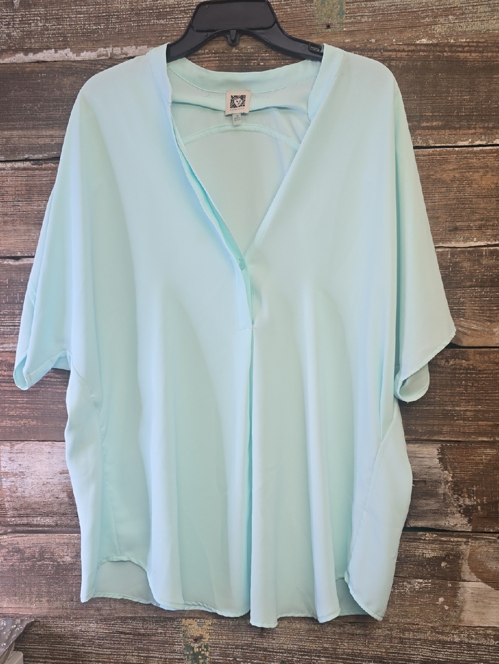 Anne Klein Mint V-Neck Short Sleeve Tunic Top